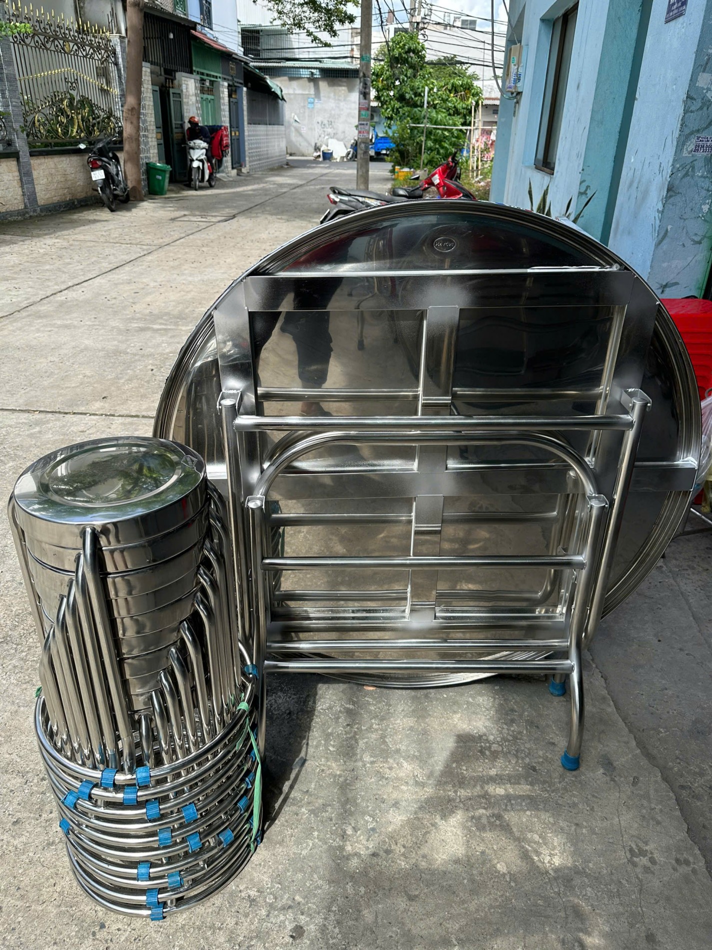 bo_ban_ghe_inox_gia_re